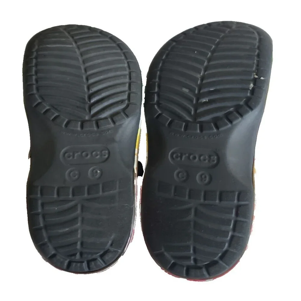 Toddler Disney Pride Black And rainbow Mickey Classic Crocs Toddler Sz C 9